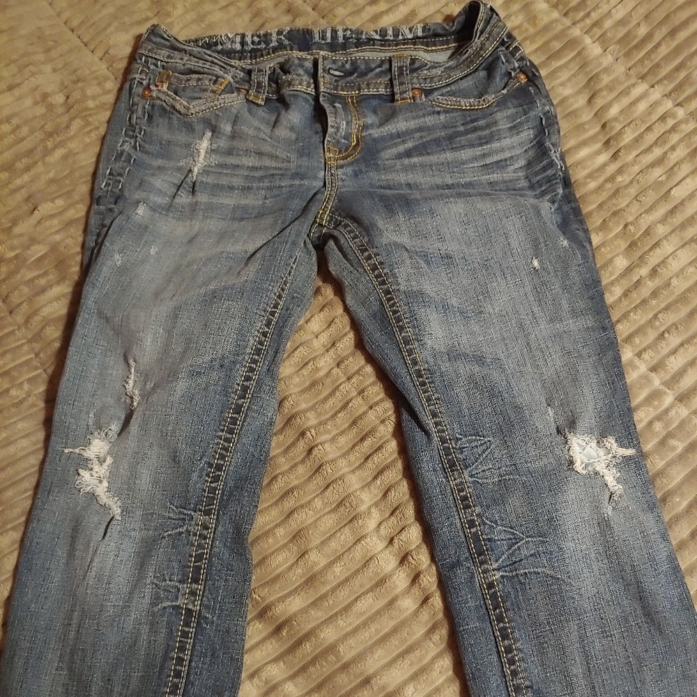 Size 29 mek jean capris